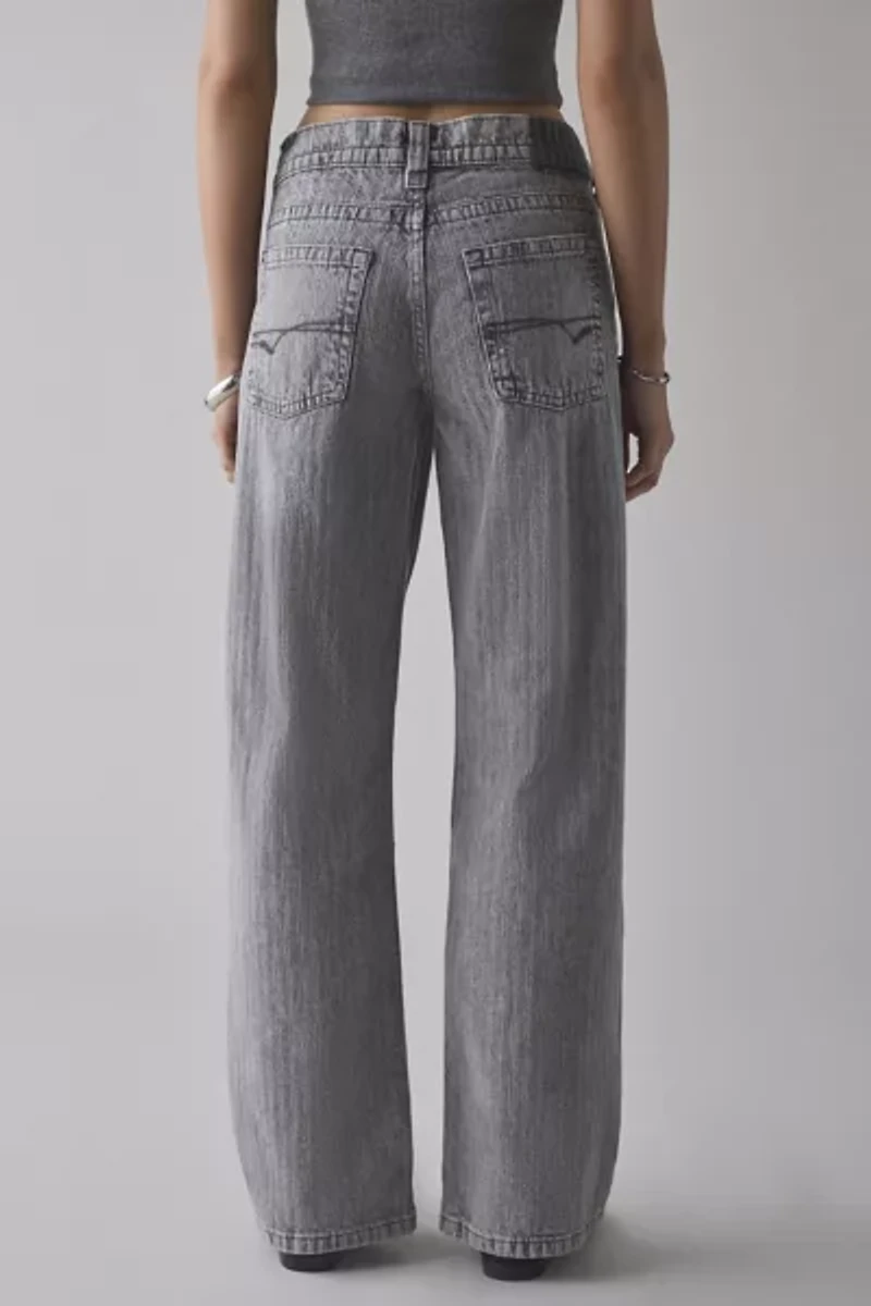 BDG Kayla Low-Rise Straight Leg Jean