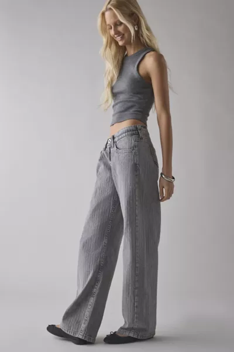 BDG Kayla Low-Rise Straight Leg Jean