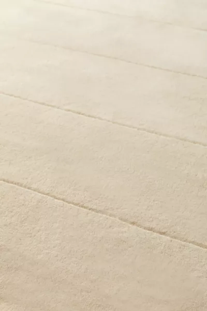 Clover Modern Hand-Tufted Rug