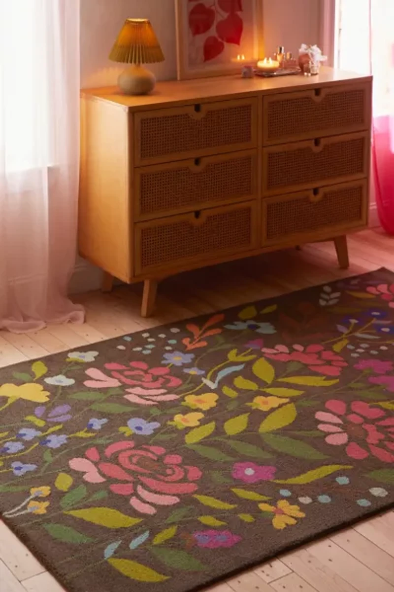 Floral Tufted Wool Rug