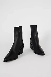 Intentionally Blank Hillary Heeled Ankle Boot
