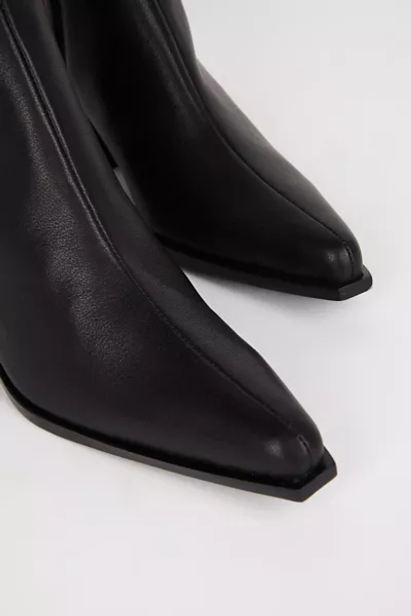 Intentionally Blank Hillary Heeled Ankle Boot