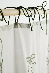 Lacey Bows Window Panel