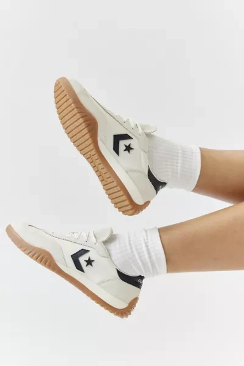 Converse Women's Run Star Trainer Sneaker