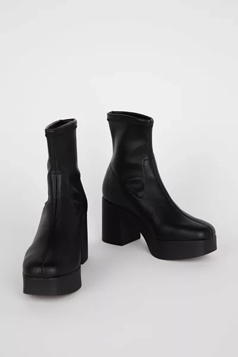Intentionally Blank Marlowe Platform Boot