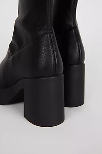 Intentionally Blank Marlowe Platform Boot