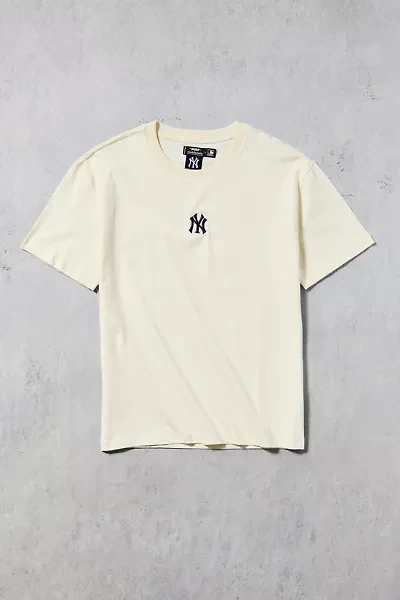 Pro Standard UO Exclusive MLB New York Yankees Home Game Tee