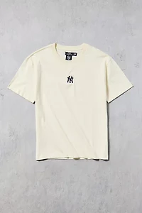 Pro Standard UO Exclusive MLB New York Yankees Home Game Tee