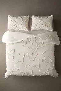 Wild Bows Tufted Comforter