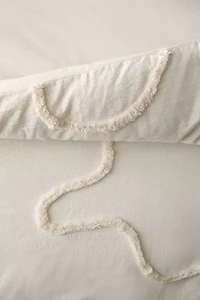 Wild Bows Tufted Comforter