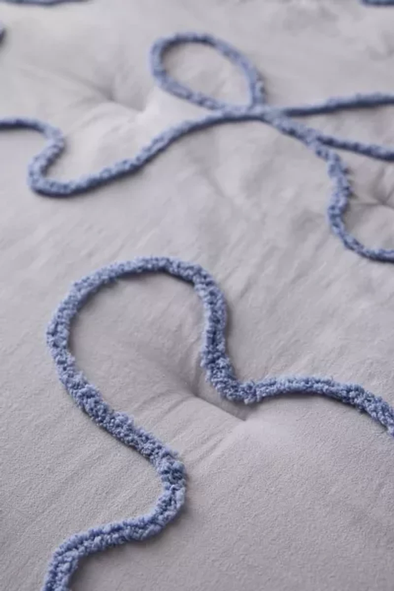 Wild Bows Tufted Cotton Comforter