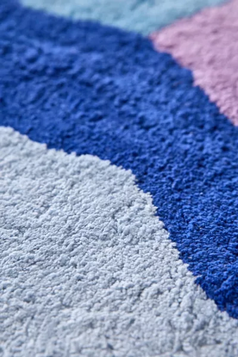 Everette Swirl Tufted Bath Mat