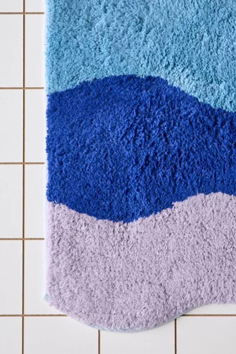 Everette Swirl Tufted Bath Mat