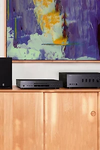 Yamaha CD-S303 CD Player