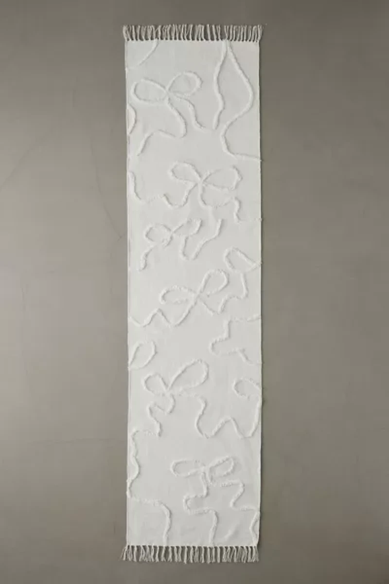 Wild Bows Hilo Tufted Rug