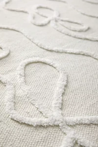 Wild Bows Hilo Tufted Rug