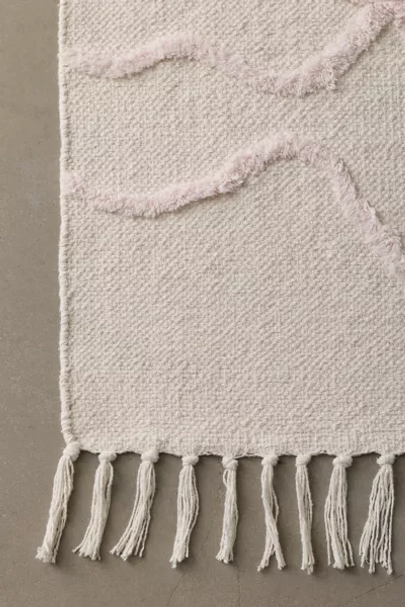 Wild Bows Hilo Tufted Rug