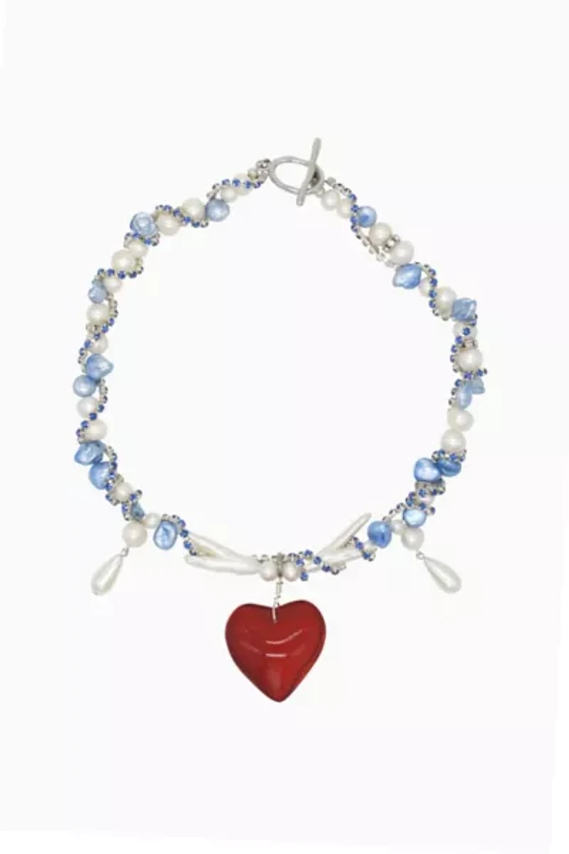 Velvet Luna Fay Pearls Necklace