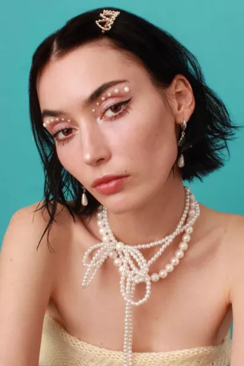 Velvet Luna Pearl Bow Wrap Necklace