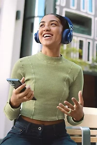 JBL Live 770NC Wireless Over-Ear Adaptive Noise Canceling Headphones