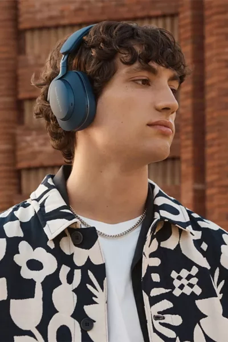 Bowers & Wilkins Px7 S2e Bluetooth Noise Canceling Headphones