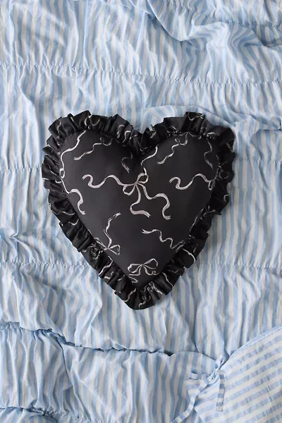 Ruffle Heart Cotton Throw Pillow