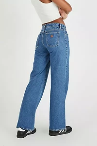 Abrand 99 Low & Wide Petite Jean