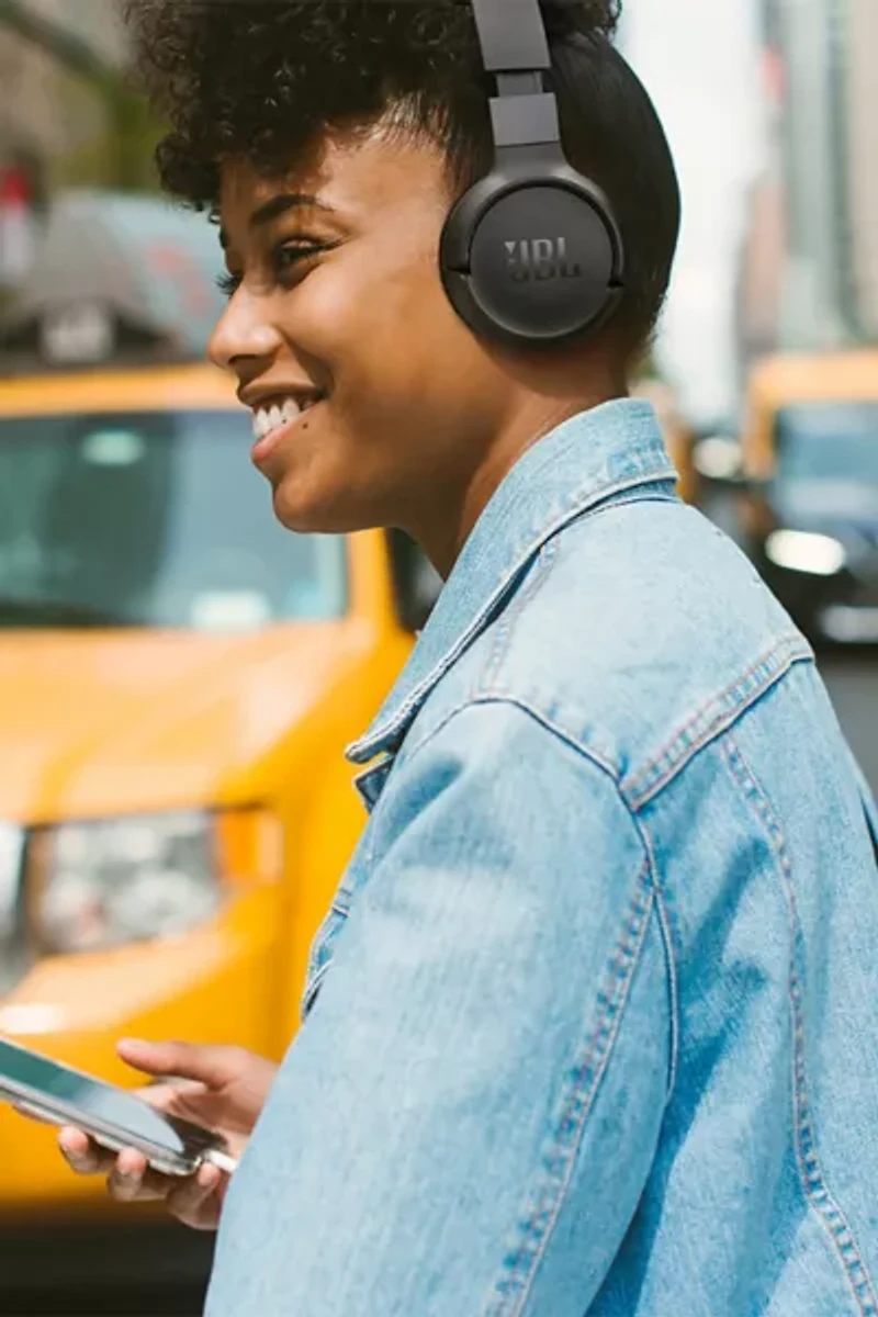 JBL Tune 670NC Wireless On-Ear Noise Cancelling Headphones