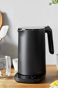 ZWILLING Enfinigy Cool Touch 1 Liter Electric Kettle Pro