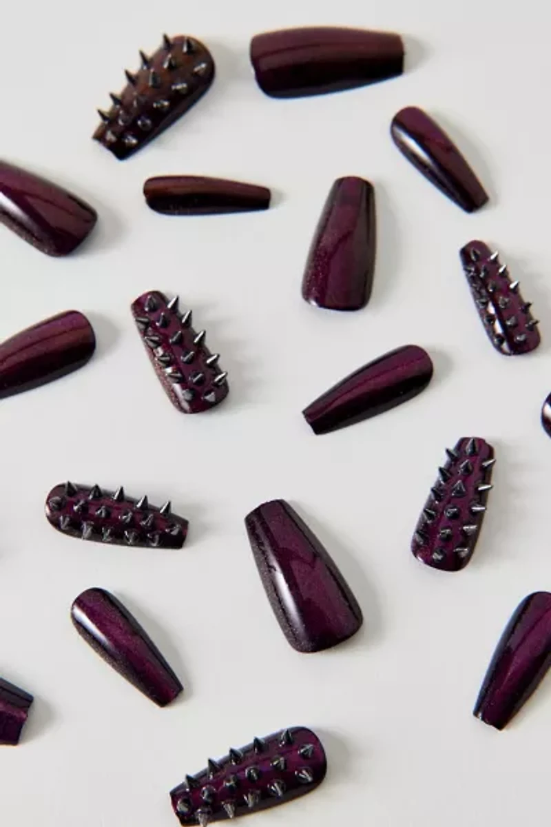 Never Have I Ever Press-On Faux Nails