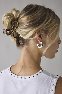 Resin Draped Bow Claw Clip