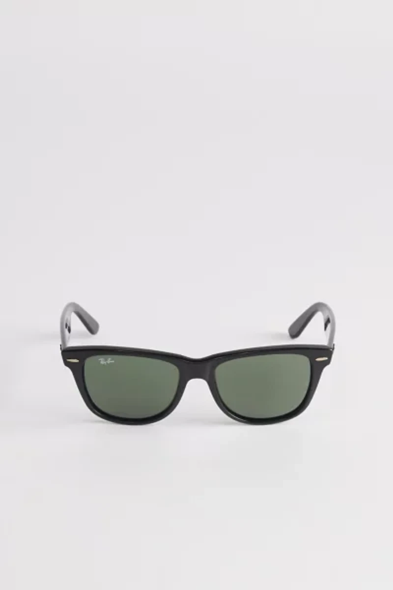 Ray-Ban Wayfarer Sunglasses