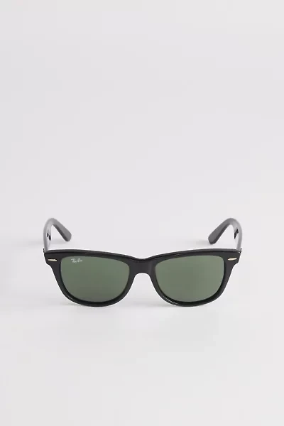 Ray-Ban Wayfarer Sunglasses
