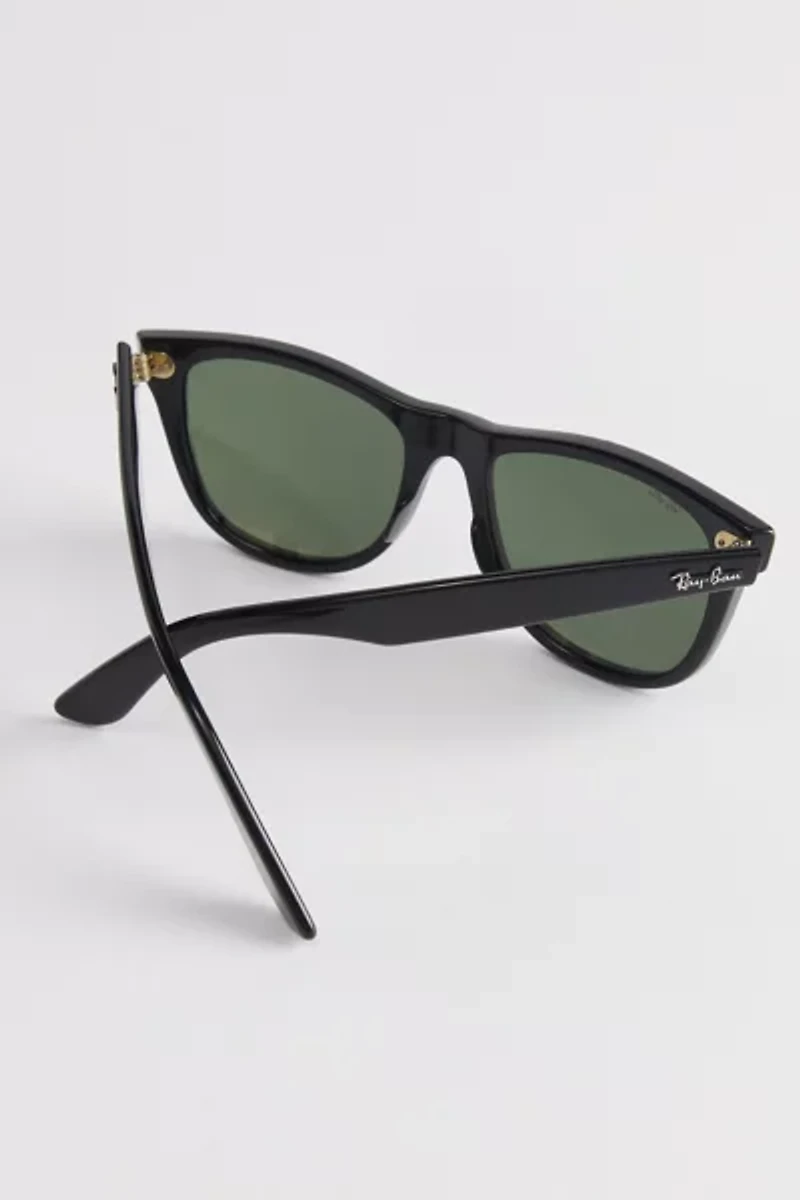 Ray-Ban Wayfarer Sunglasses