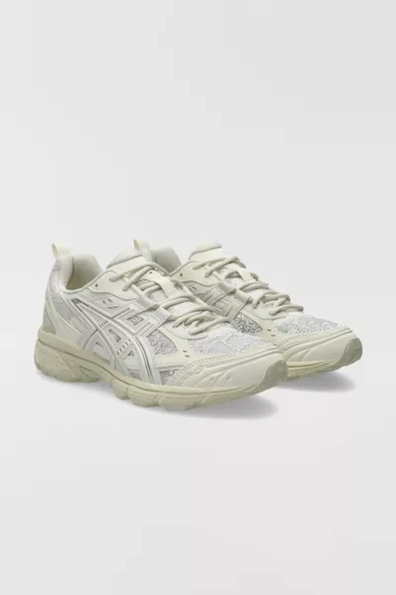 ASICS Women's GEL-Nunobiki Lace Sneaker