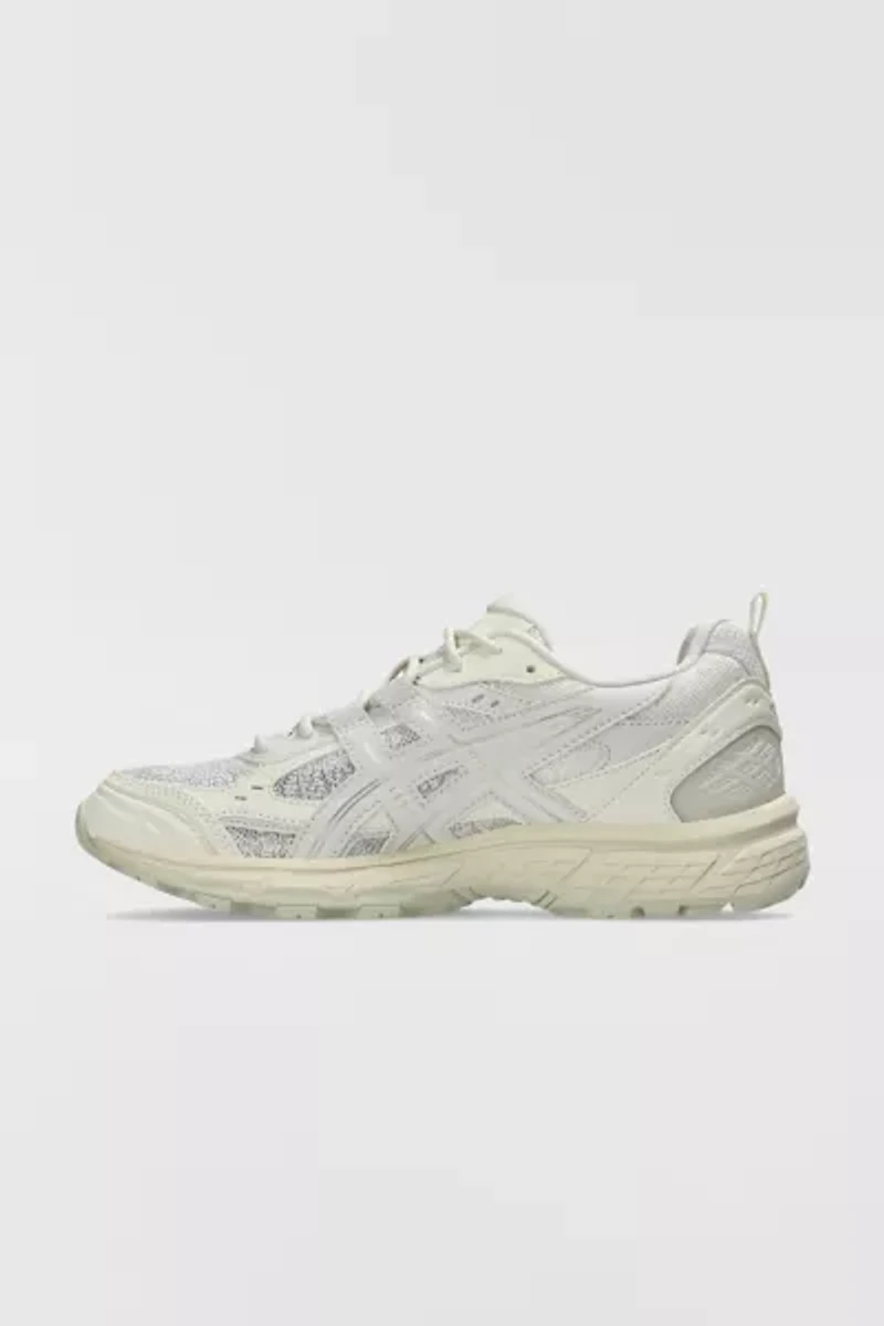 ASICS Women's GEL-Nunobiki Lace Sneaker