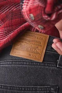 Levi’s® 468 Loose Fit Jort