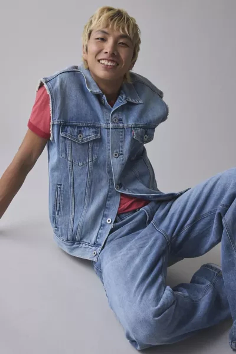 Levi's® Relaxed Fit Denim Trucker Vest