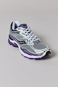 Saucony Women's Pro Grid Triumph 4 Sneaker