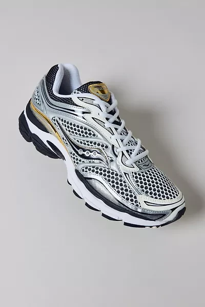 Saucony Women's ProGrid Triumph 4 Sneaker