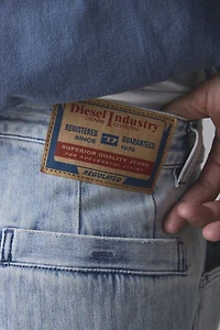 Diesel D-Zeta Relaxed Fit Jean