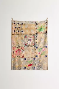 ReMADE By UO Remnants Embroidered Kantha Tapestry