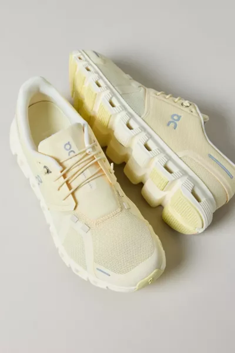 On Women's Cloud 6 Running Sneaker