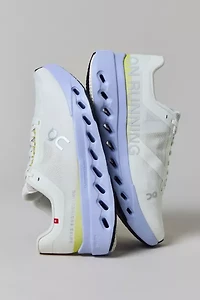 On Women's Cloudtilt Sneaker