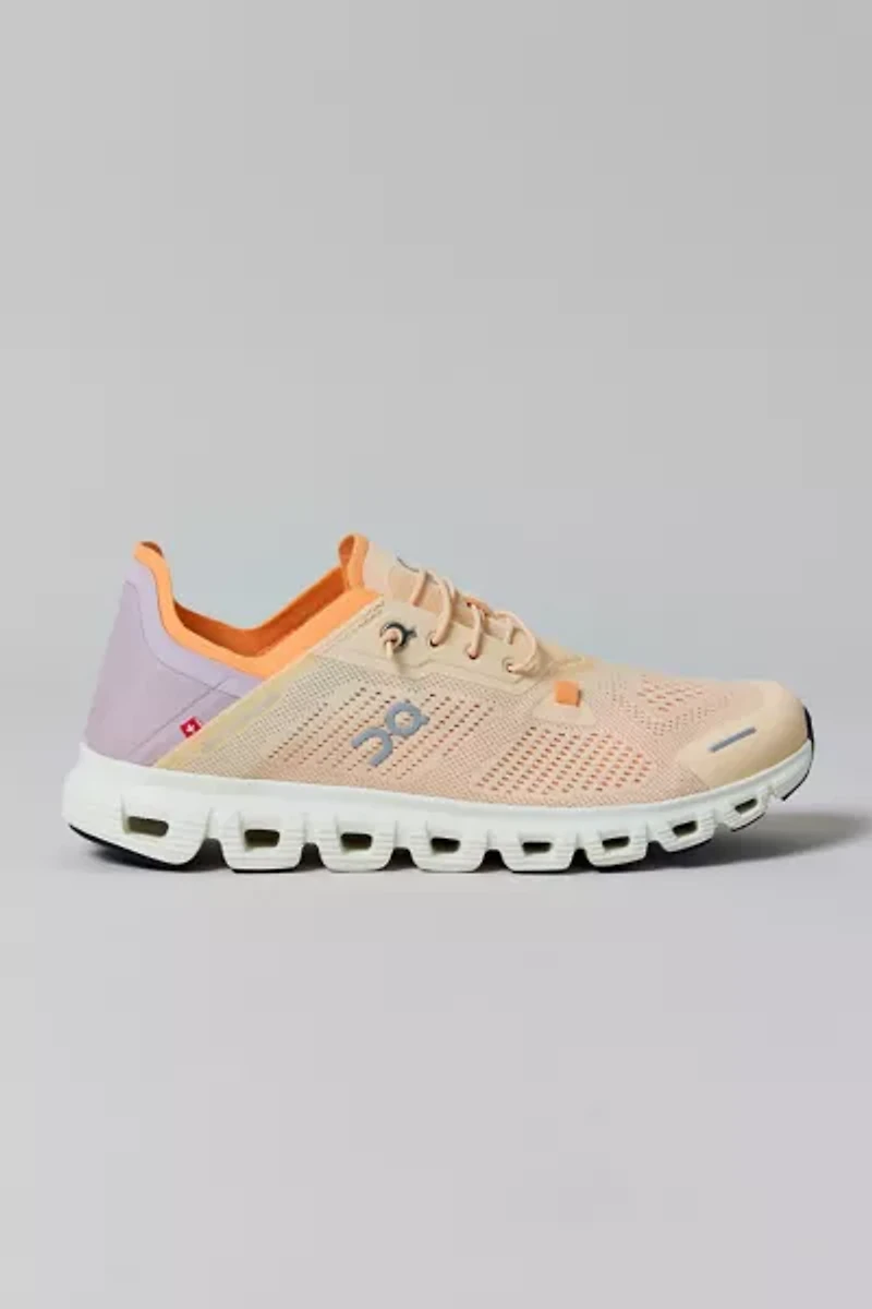 On Women's Cloud 6 Coast Sneaker