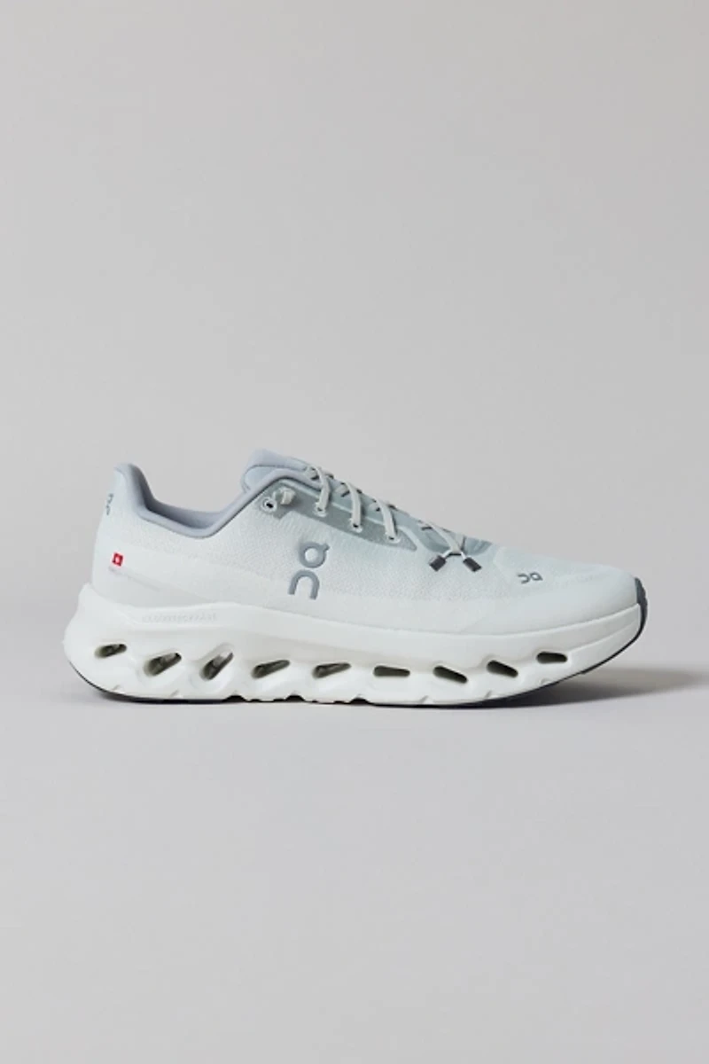 On Men's Cloudtilt Sneaker
