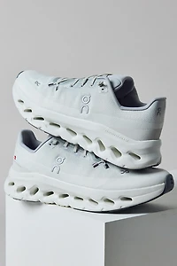 On Men's Cloudtilt Sneaker