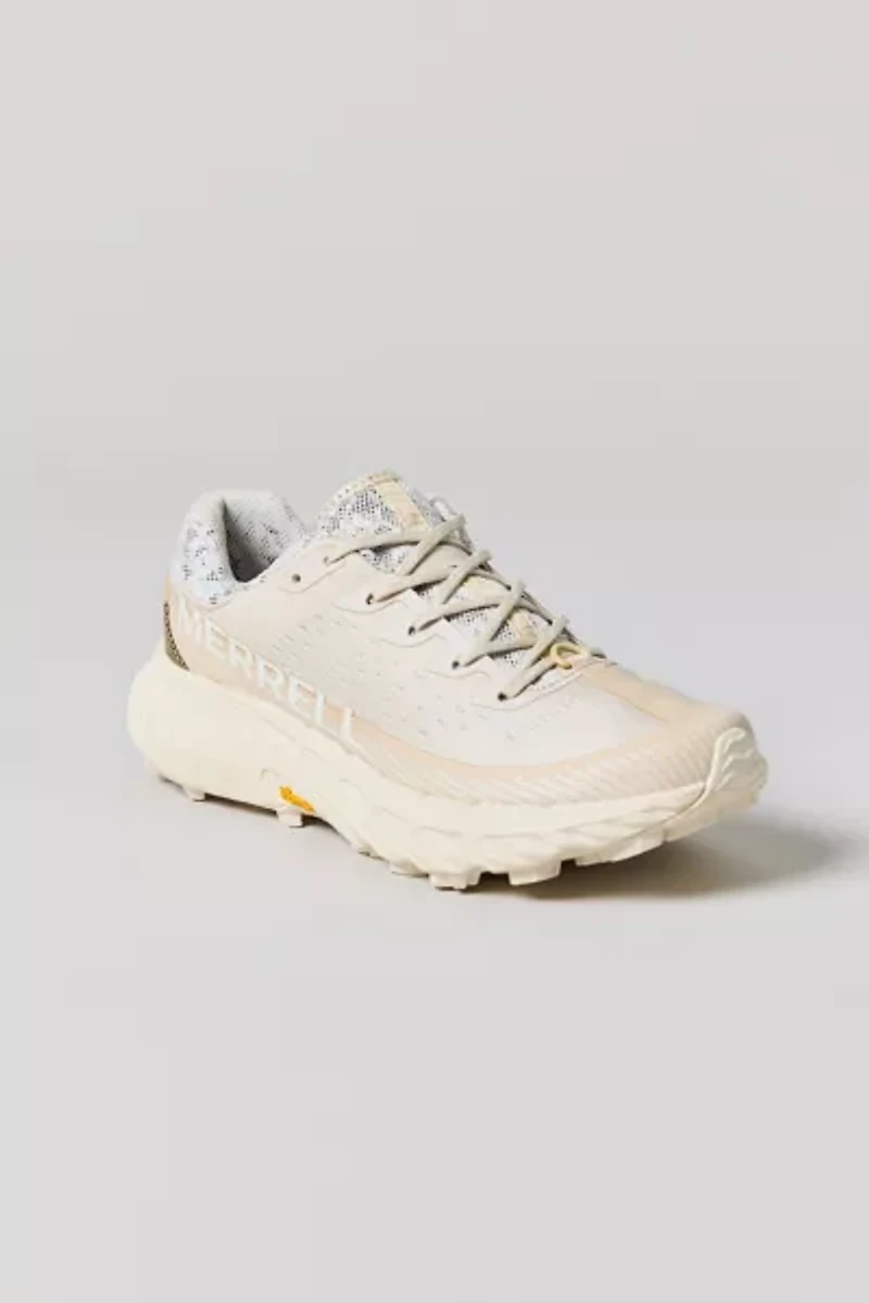 Merrell Women's Agility Peak 5 Trail Running Sneaker