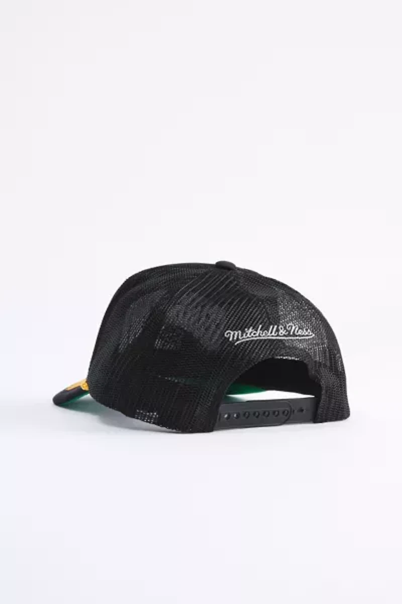 Mitchell & Ness Georgetown Hoyas Golf Leaf Trucker Hat