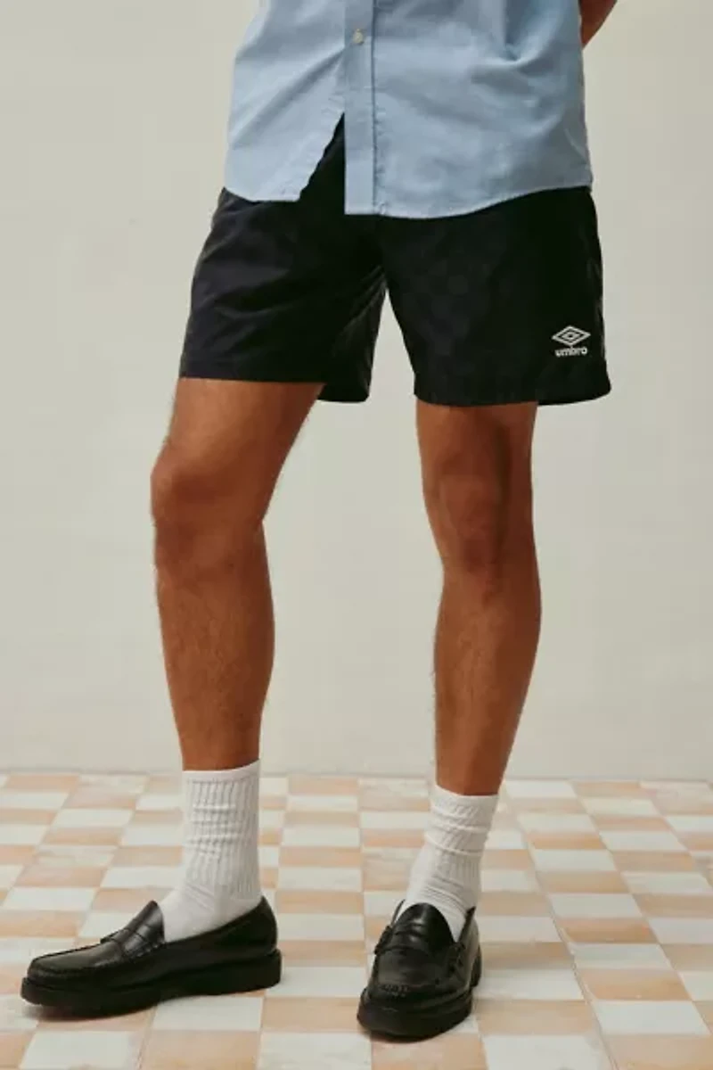 Umbro Checkerboard Pattern 7” Short